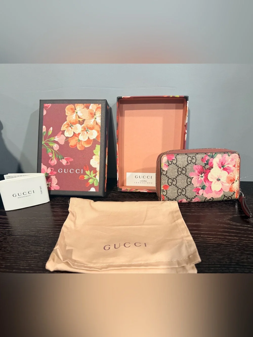 Gucci GG Supreme Zip Around Wallet w/ Pink Floral Accents, Box & Dusty Included